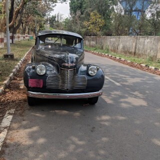 1873846d1557023221-pics-vintage-classic-cars-india-image1