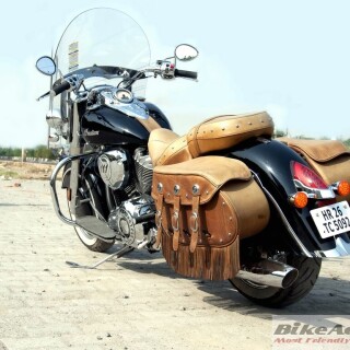 Indian-Chief-Vintage-Pics-rear-saddle-bags