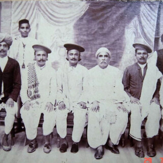 Indian-Sind-People-Vintage-Group-Photo