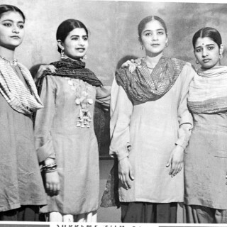 Scenes-from-the-Drama-Festival-at-New-Delhi-November-1949-19